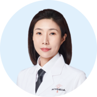 眼科主任  万莉